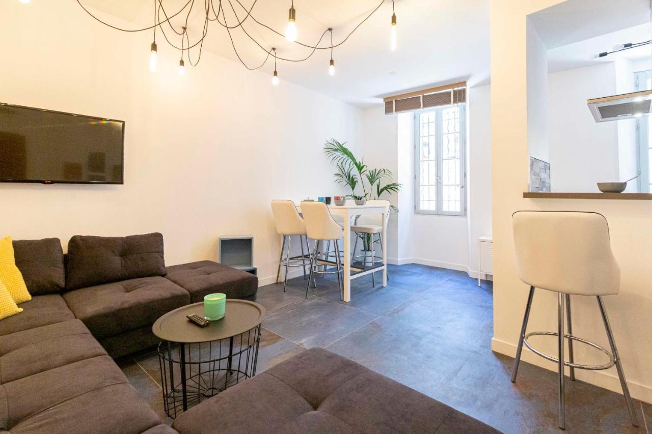 001 Safranier With Private Jacuzzi * Antibes